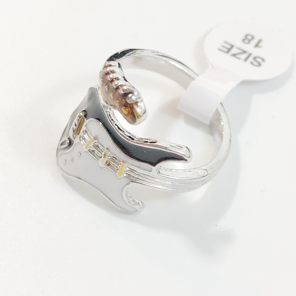Guitar 🎸 Wrap Ring Unisex NWT Thumb Size 8 - Picture 2 of 4